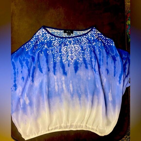 BCX Blue and White Ombré Beaded Cold Shoulder Top/Blouse - Picture 7 of 11